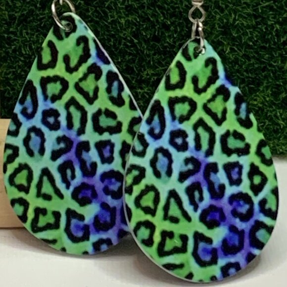 Leopard Print Earrings, Animal Print, Animal Print Jewelry, Safari Earring, Gift - Picture 2 of 8